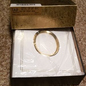 Tap Gemini Cameo 140 proof book